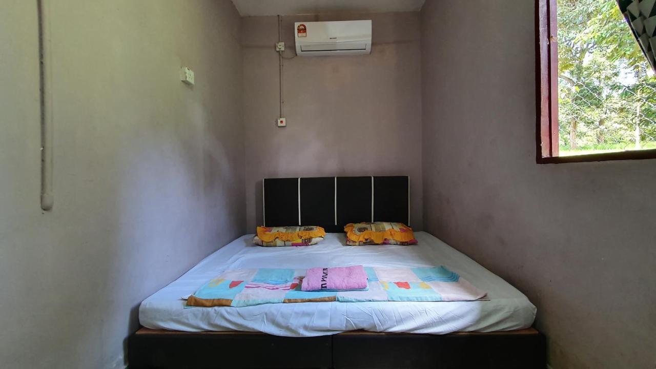Chalet Kampong Semawar Kuala Kangsar Extérieur photo