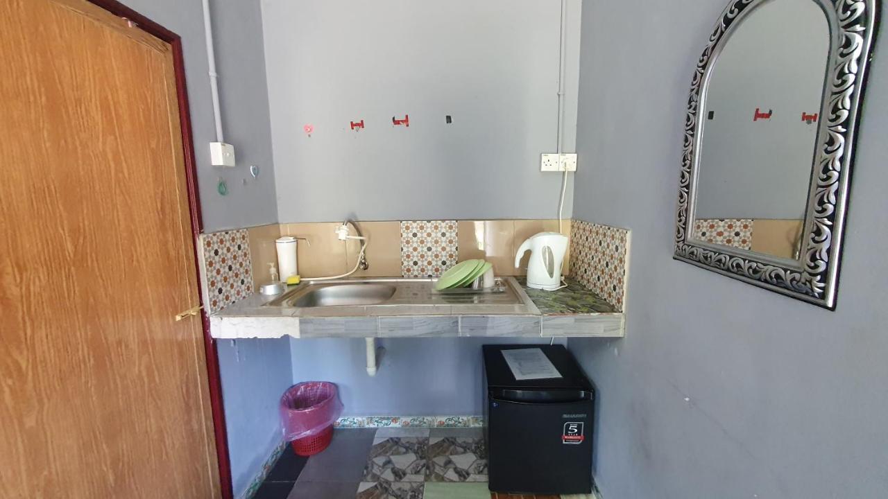 Chalet Kampong Semawar Kuala Kangsar Extérieur photo