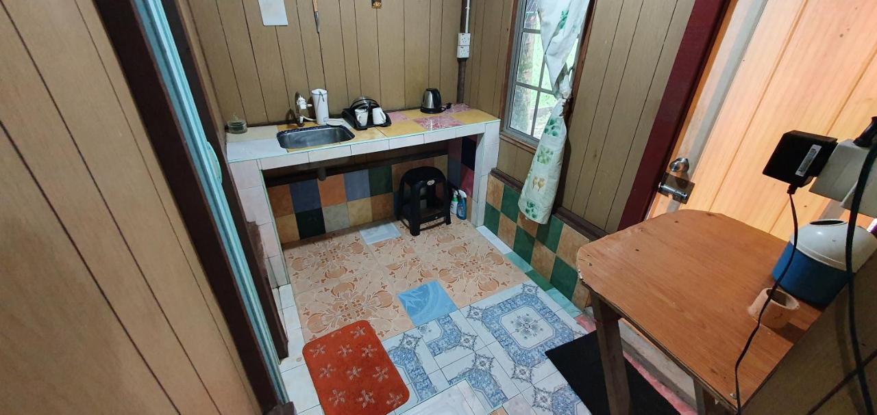 Chalet Kampong Semawar Kuala Kangsar Extérieur photo