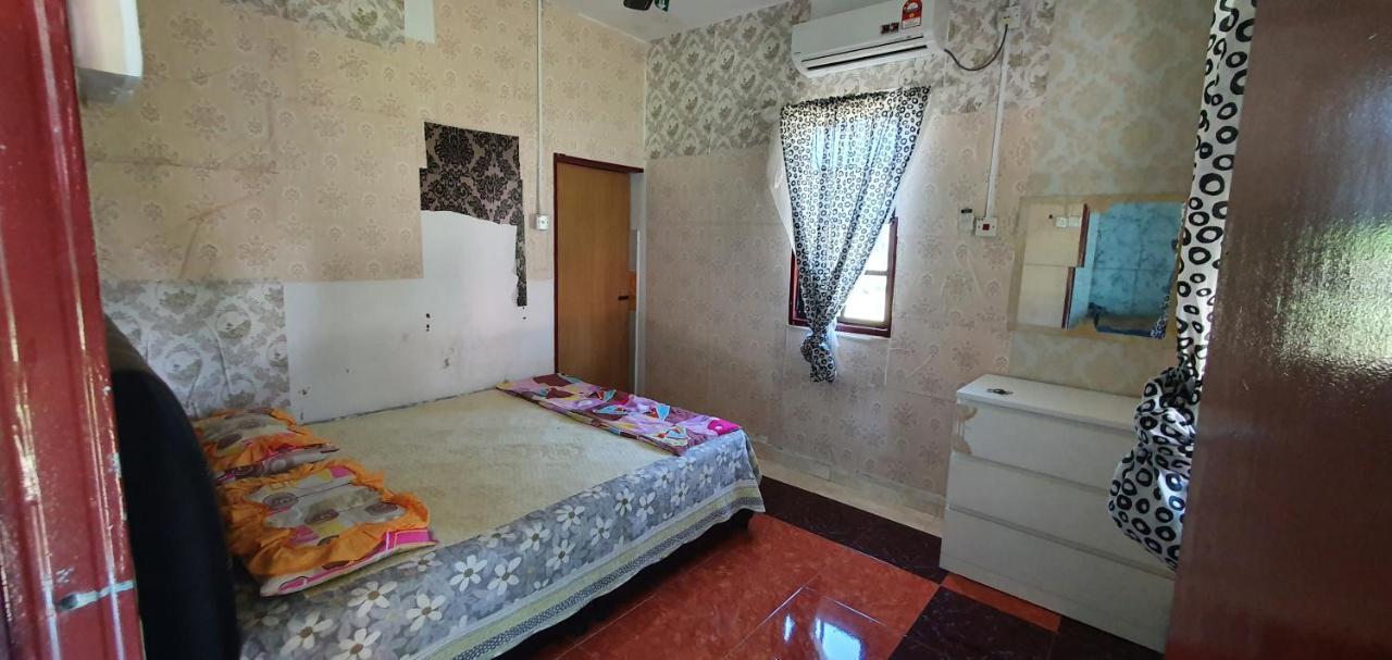 Chalet Kampong Semawar Kuala Kangsar Extérieur photo