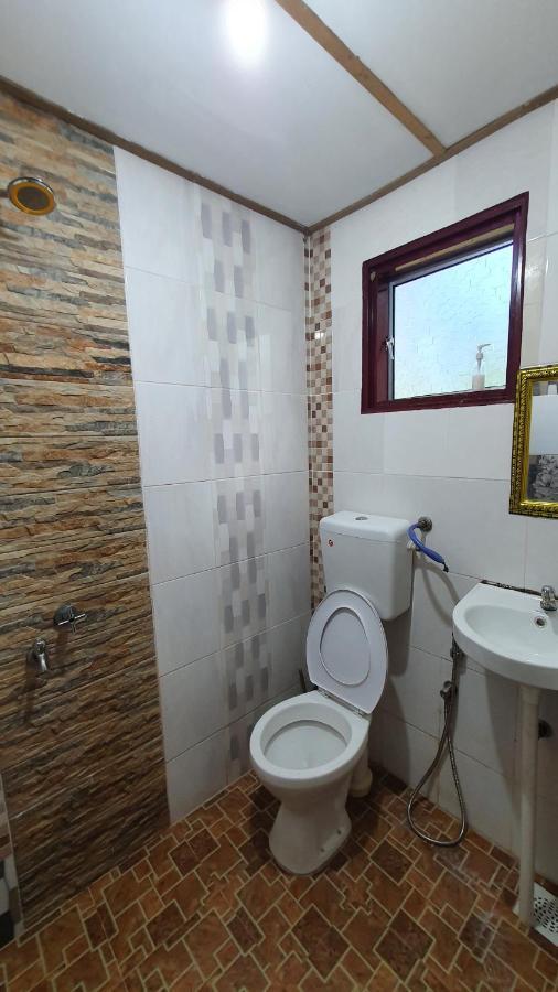 Chalet Kampong Semawar Kuala Kangsar Extérieur photo