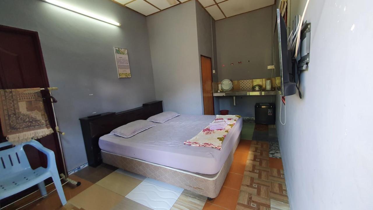Chalet Kampong Semawar Kuala Kangsar Extérieur photo