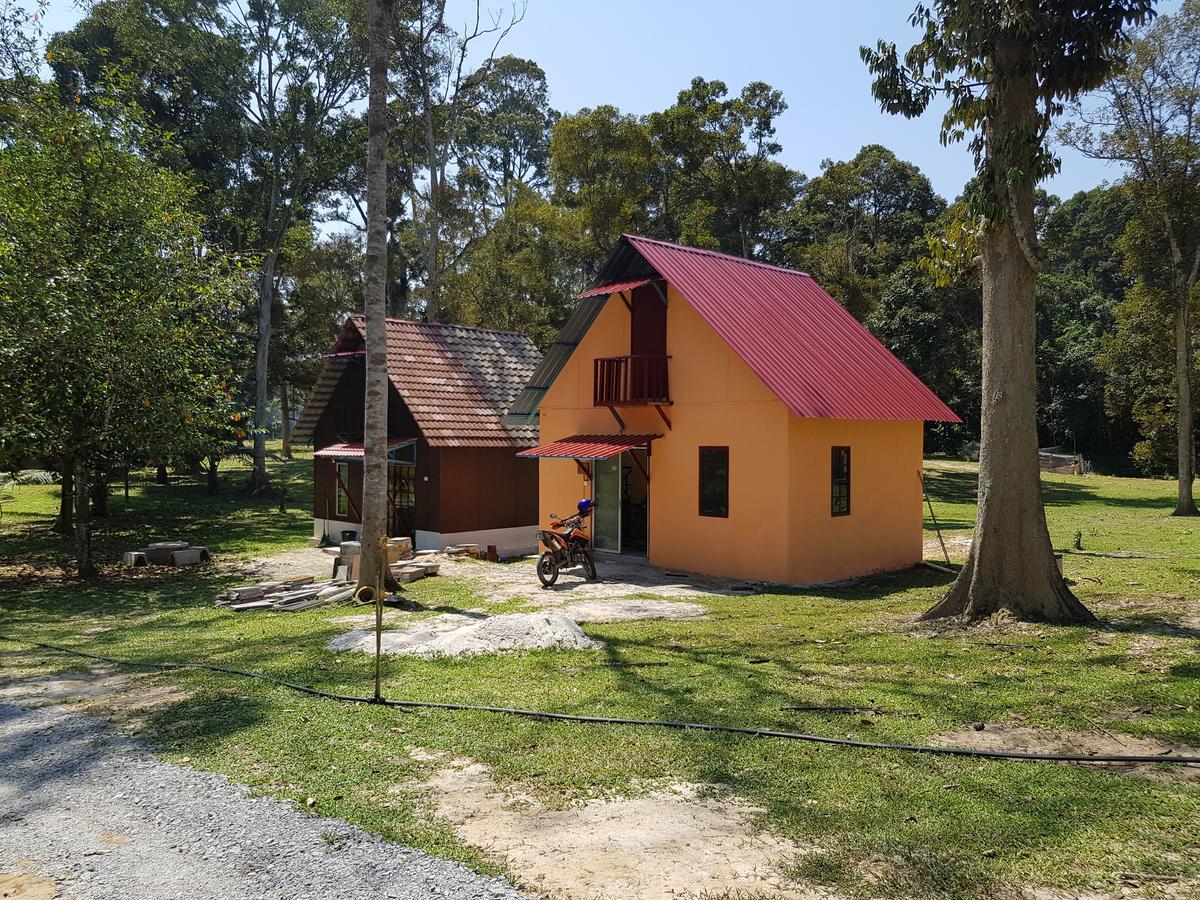 Chalet Kampong Semawar Kuala Kangsar Extérieur photo